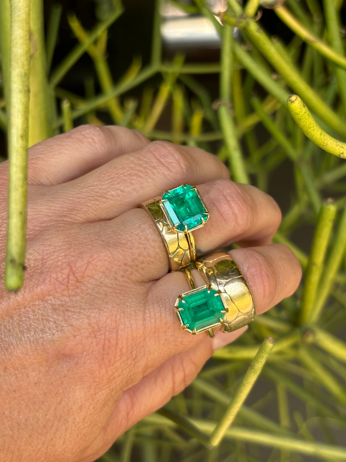 Solitaire Ring N/S Emerald
