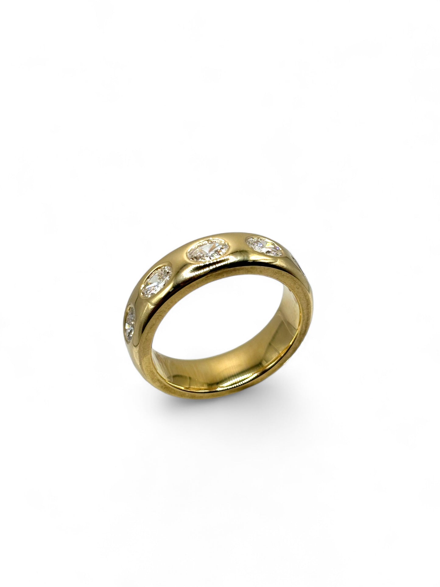 Stepping Stone Ring Diamond