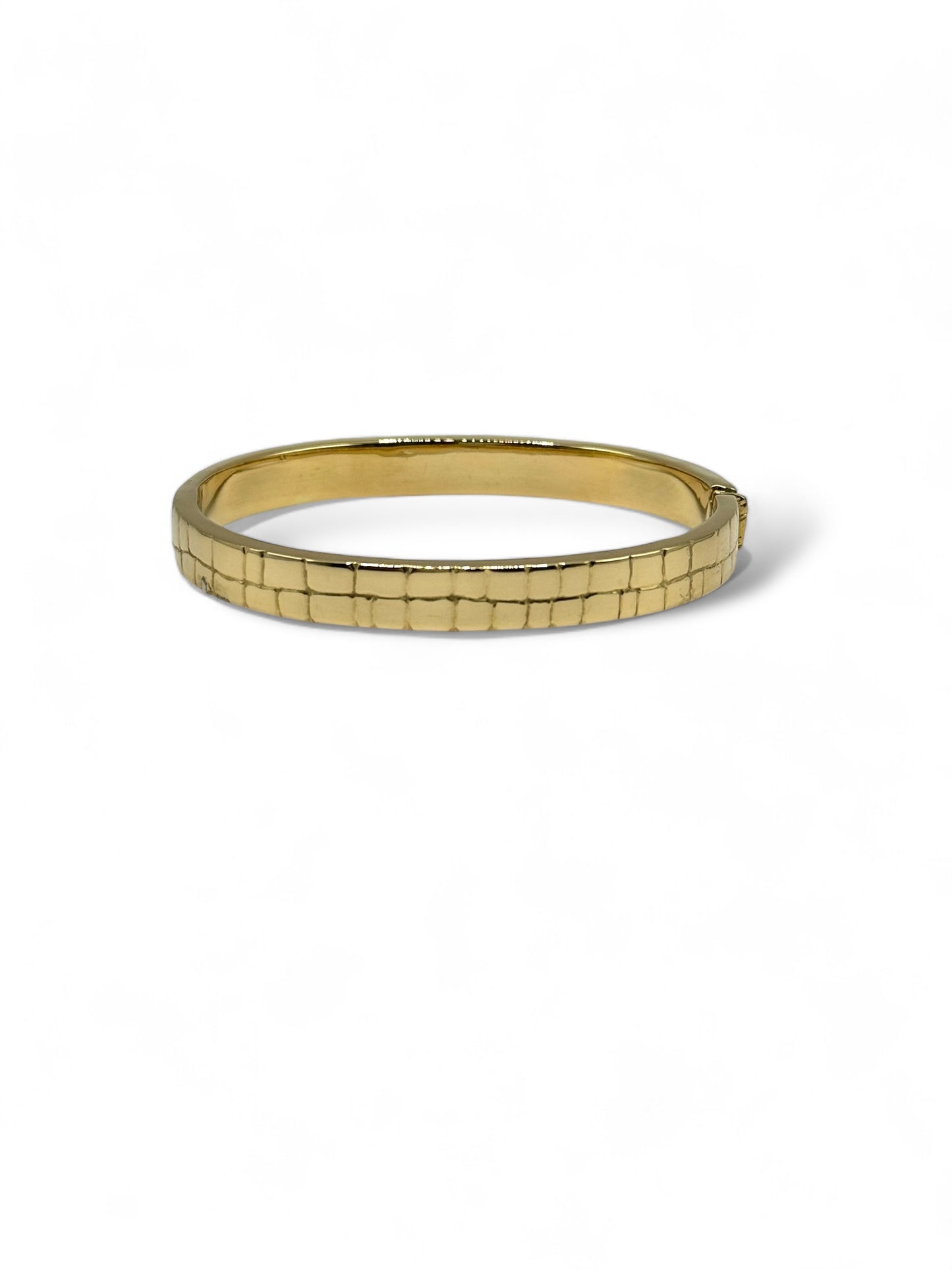 Gator Hinged Oval Bracelet